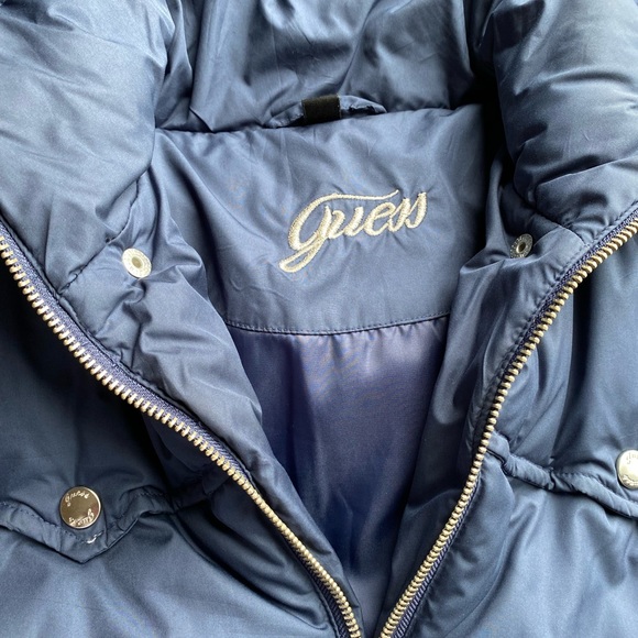 Guess Puffer Jacket - Picture 5 of 6
